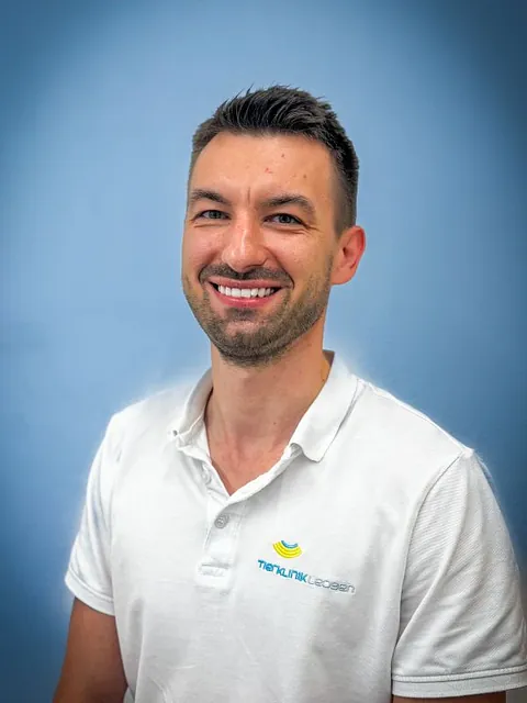 Dr. Robert Perz
